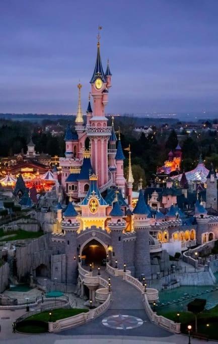 Appartamento Familial 8 Personnes Proche De Et Paris